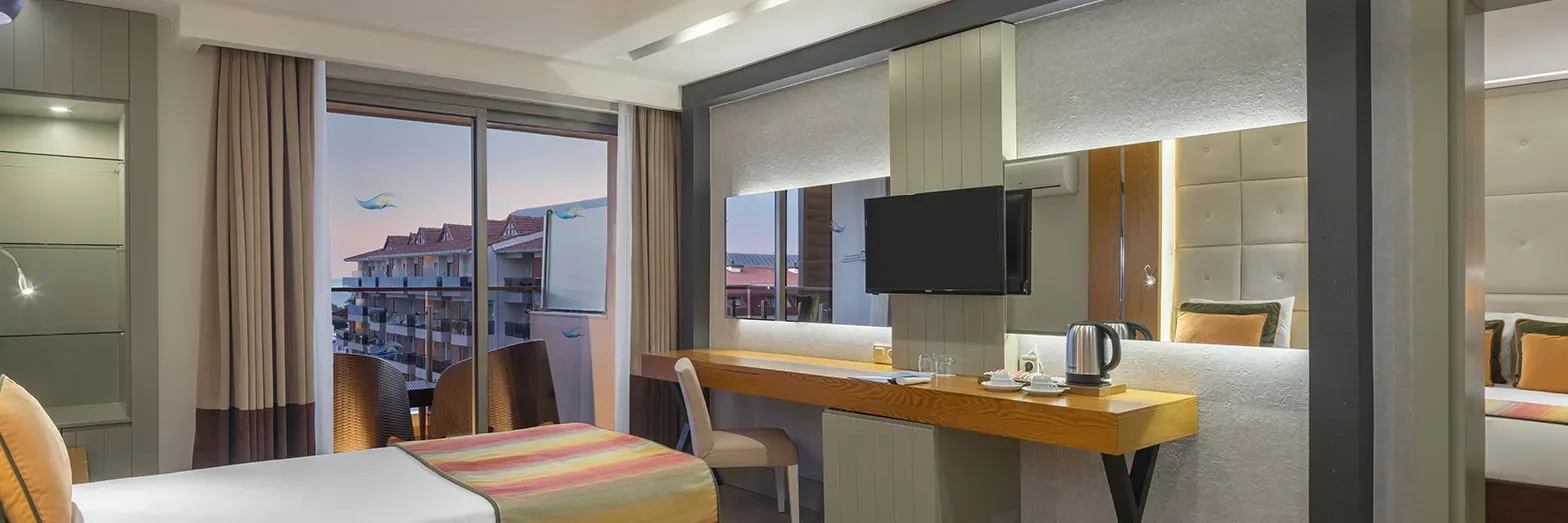 Deluxe Aile Odası Deniz Manzaralı