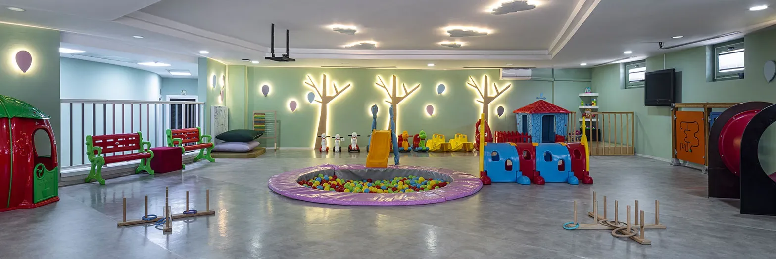 Mini Club