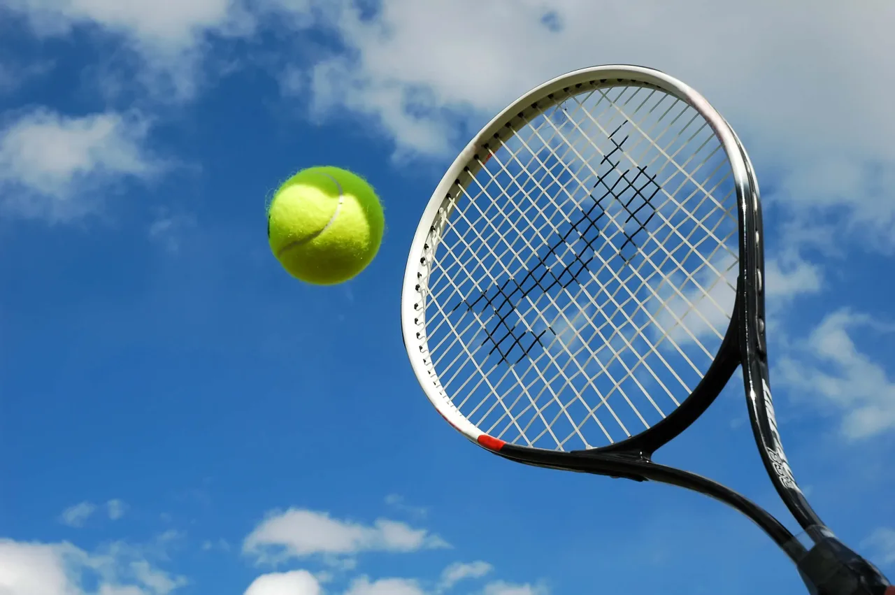 Tenis