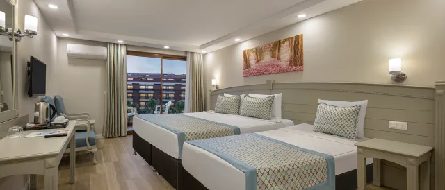 Standart Aile Odası Bahçe Manzaralı görseli 1