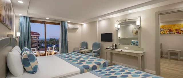 Standart Aile Odası Deniz Manzaralı görseli 2