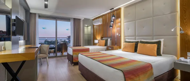 Deluxe Oda Deniz Manzaralı görseli 1